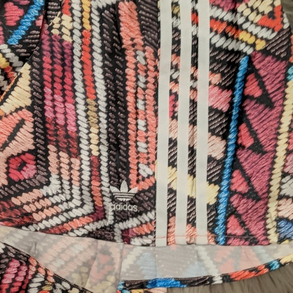 New Adidas Skater skirt - Picture 2 of 3